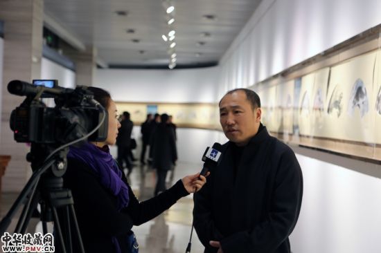 中国国家画院青年画院院长卢禹舜接受媒体采访