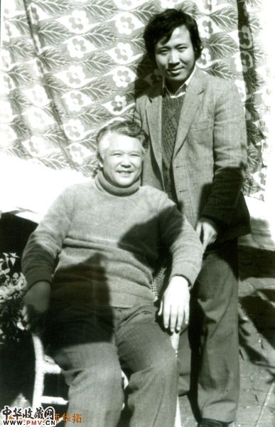 年轻时杨彦与华拓