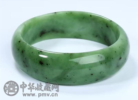 1000元左右的碧玉手镯