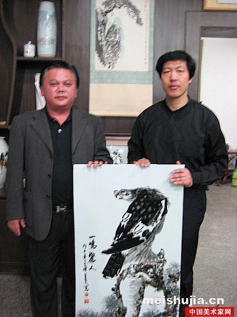 周首先