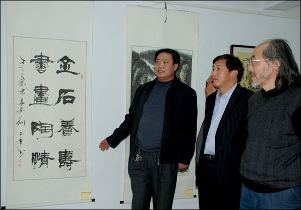 著名国画家郭全忠荣归故里