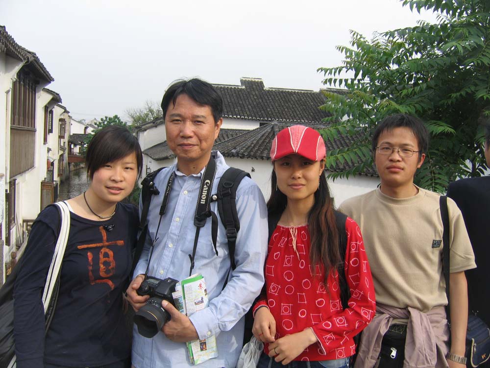 I大学时期与刘文生老师在苏州写生