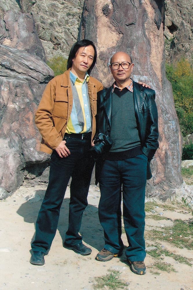 与震乾于宁夏贺兰山