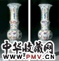 明万历 五彩云龙瑞兽花石纹八棱花觚