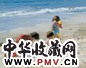 尹戎生 1998年作 大西洋的沙滩上 布面 油画
