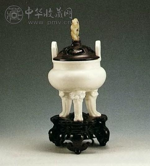 清晚期 白釉三足炉