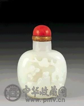 清 白玉张骞乘槎鼻烟壶