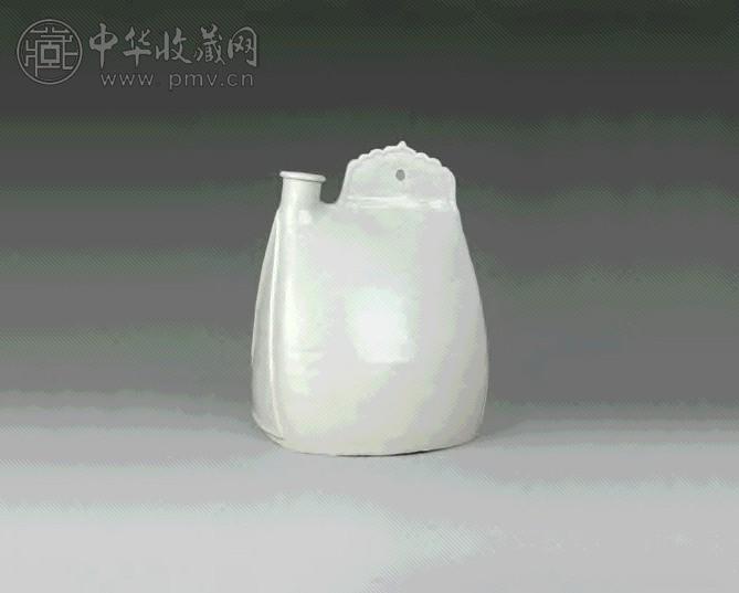 辽 白釉大鸡冠壶
