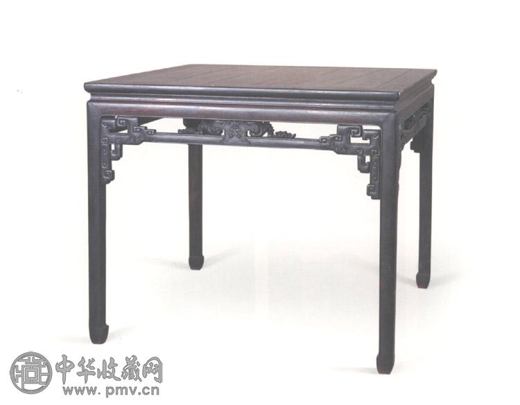 清乾隆 紫檀方桌