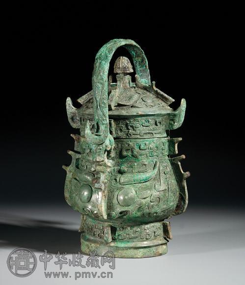 西周早期 青铜古纹卣