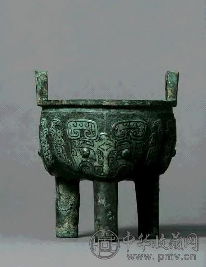 晚商 青铜饕餮纹鼎