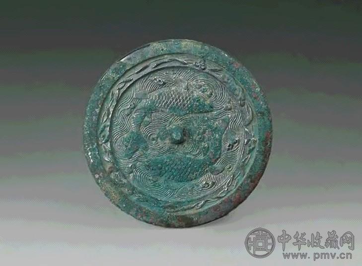 唐—金 双鱼水波纹镜
