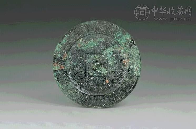 汉 善铜四神博局镜