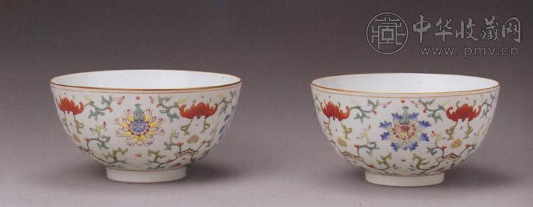 清乾隆 粉彩福寿纹碗(1对)