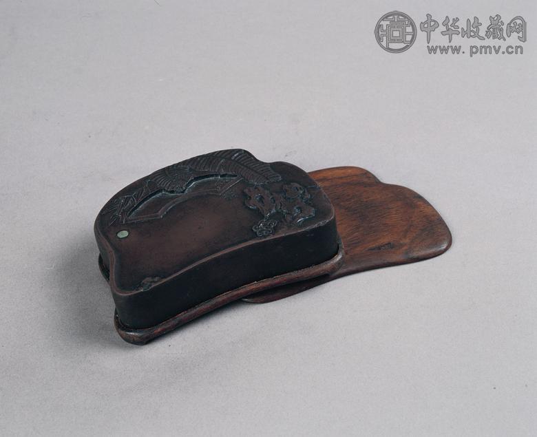 清 山石蕉叶纹端砚