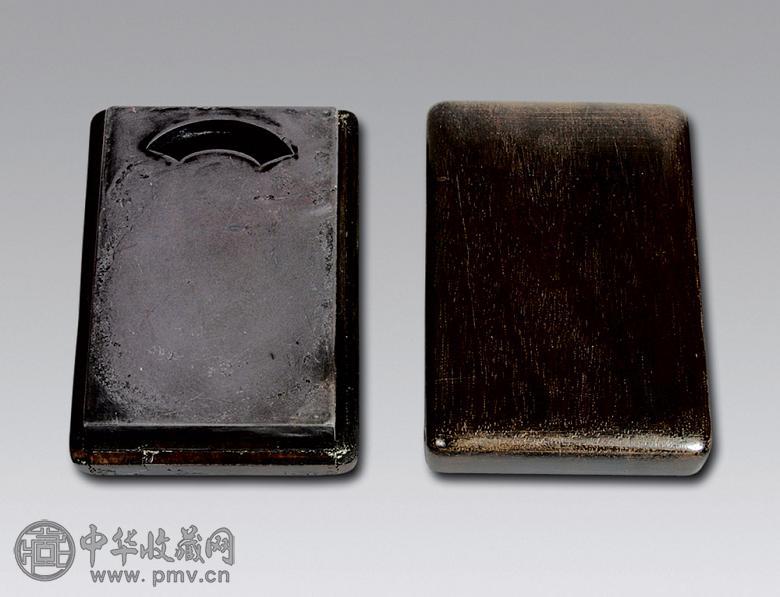 清代 玉璜形池砚
