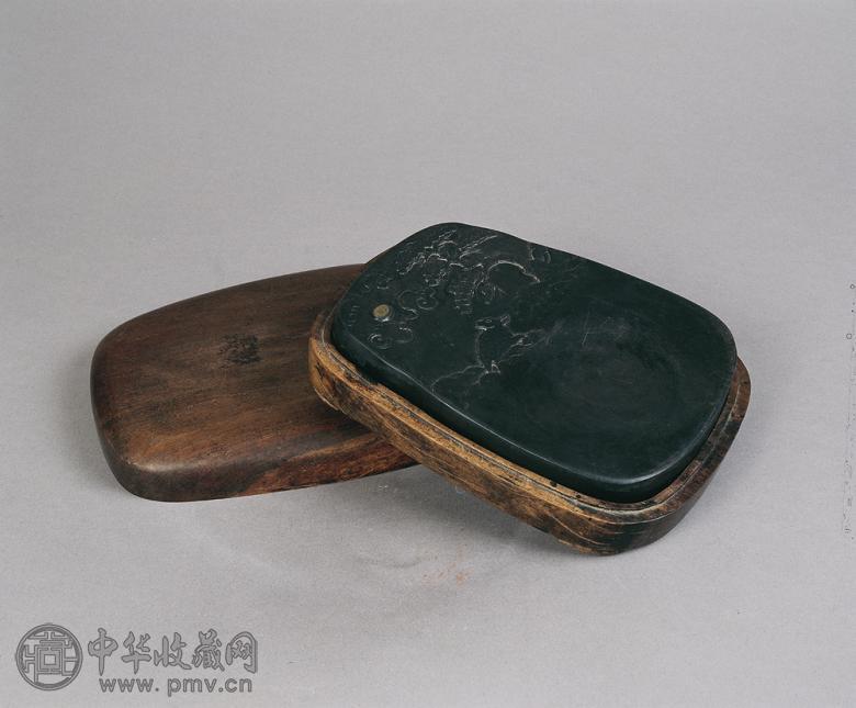 清 犀牛望月端砚