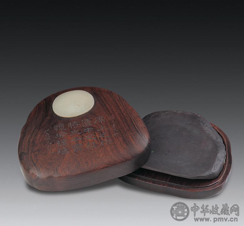 清 端石雕云纹随形砚