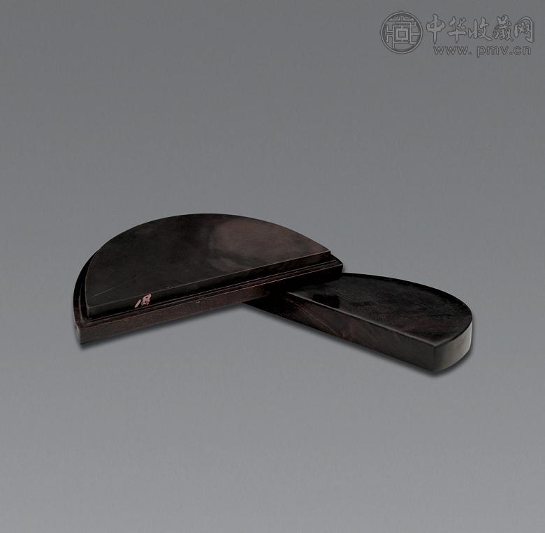 清 端石半圆形砚