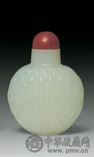 清乾隆 白玉芭斗纹鼻烟壶