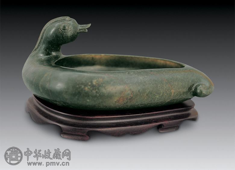 明 碧玉雕鸳鸯水盂
