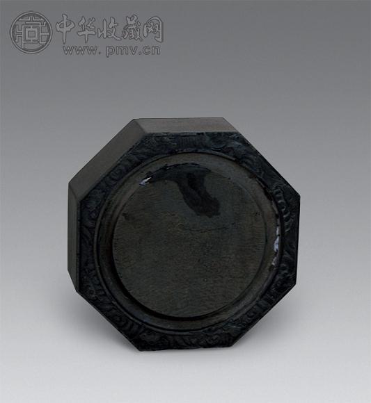清 雕八角鱼马纹盒砚