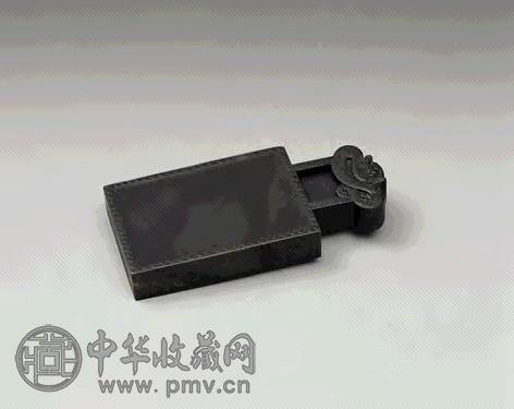 清 铲形端砚(带紫檀盒) 清 铲形端砚(带紫檀盒)