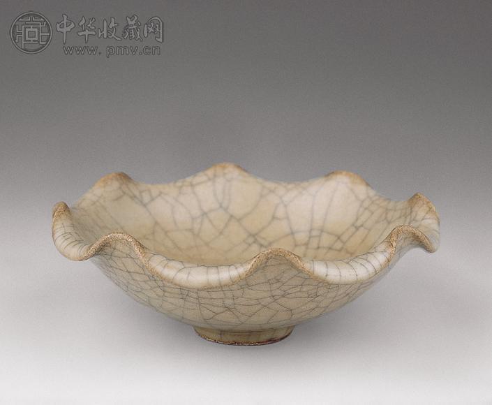 元 仿官釉花口碗