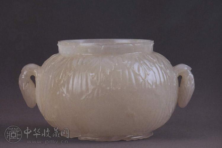 十八世纪 痕都斯坦白玉莨苕花叶纹双耳罐