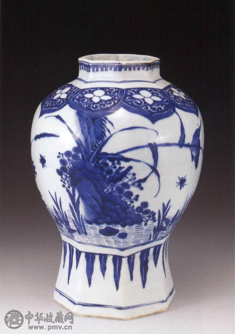 明崇祯 青花花鸟八棱罐