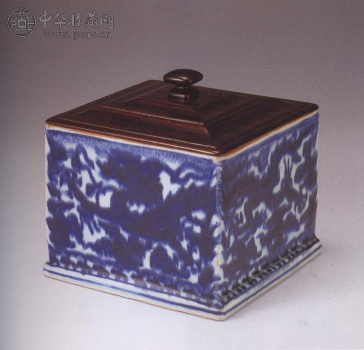 明隆庆 青花云龙方盒(木盖)