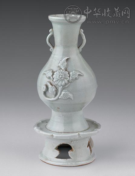 元 青白釉贴花双耳连座瓶