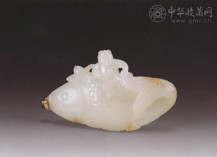 清 白玉连年有余鼻烟壶