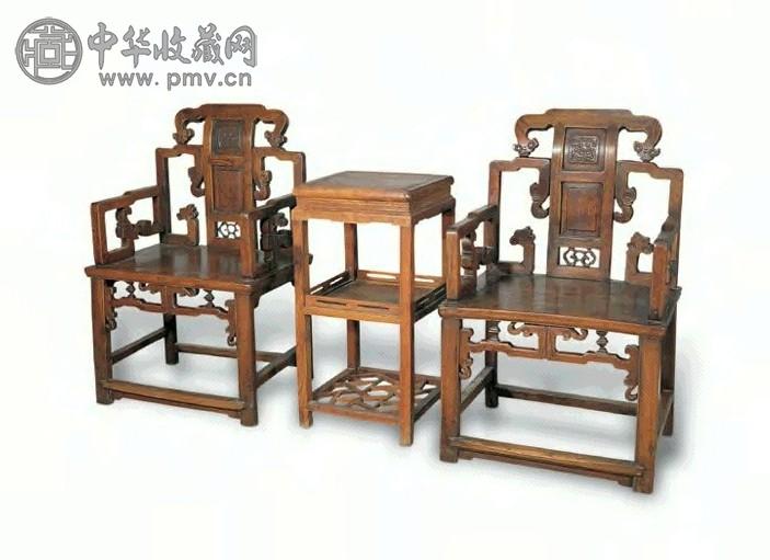 清末 榉木拐子纹太师椅茶几(1套) 清末 榉木拐子纹太师椅茶几(1套)