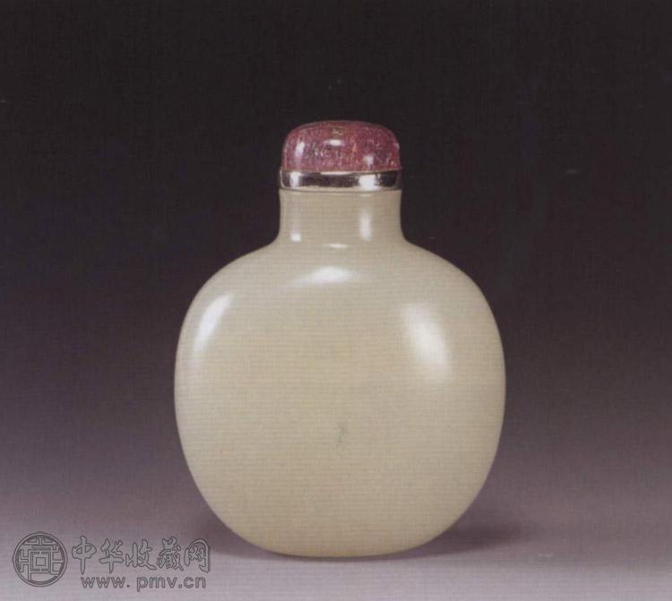 清 白玉鼻烟壶