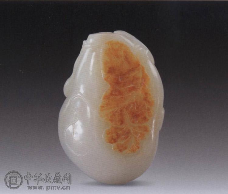 清 白玉雕葫芦形鼻烟壶