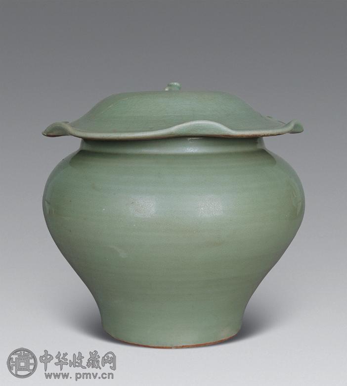 元 龙泉窑荷叶盖罐