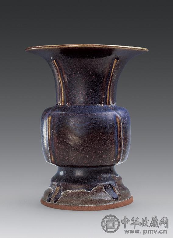 宋末元初 钧窑紫红釉出戟尊