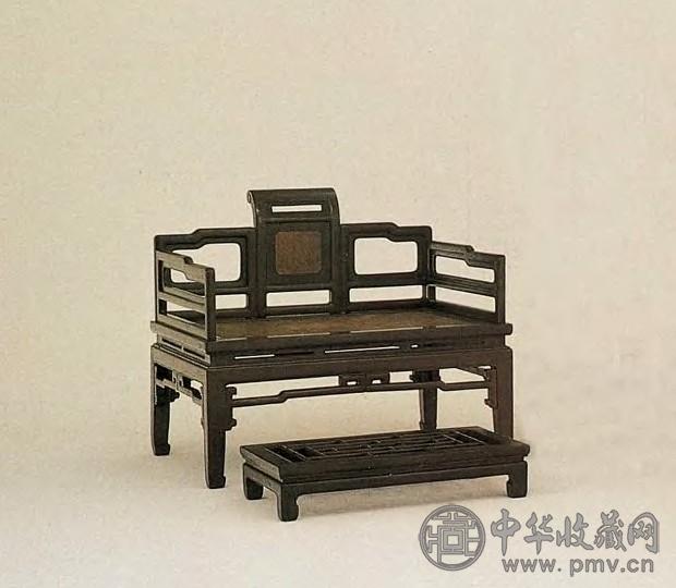 清晚期 榉木大宝座及脚踏 清晚期 榉木大宝座及脚踏