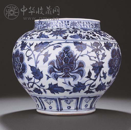 元 青花缠枝牡丹纹大罐