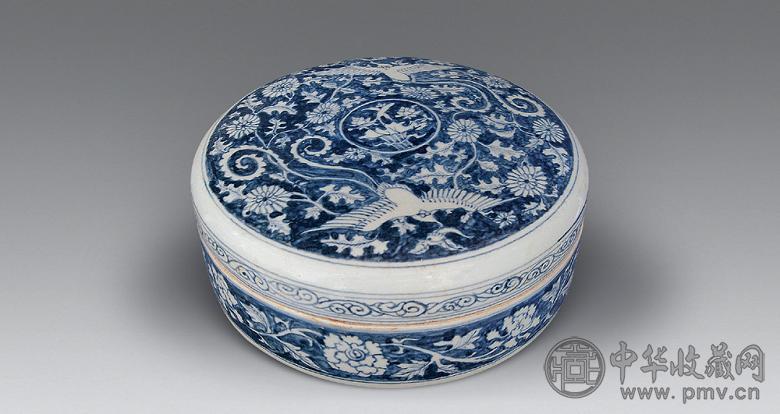 元 青花地反白花双凤纹盖盒