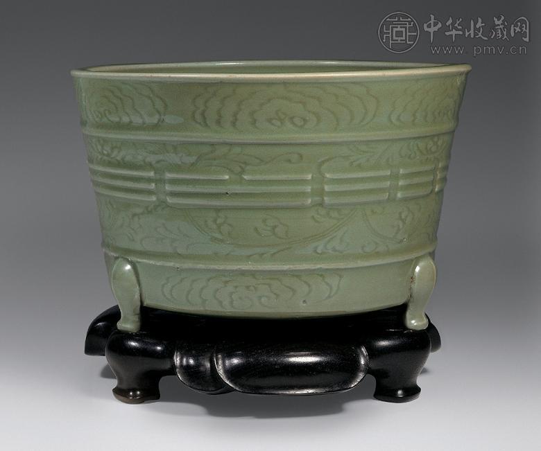 元 龙泉八卦纹樽式香炉