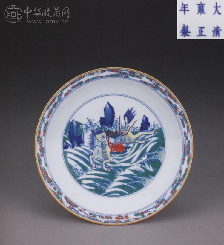 清雍正 斗彩海马负书图盘