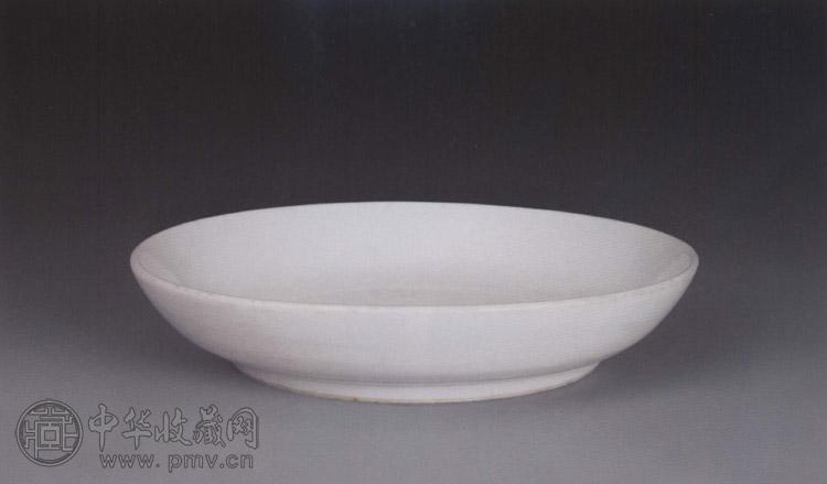 明嘉靖 白釉大盘