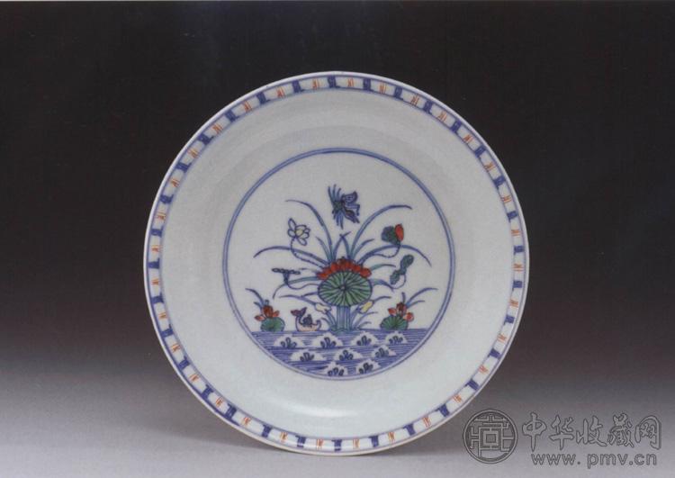清雍正 斗彩荷莲盘