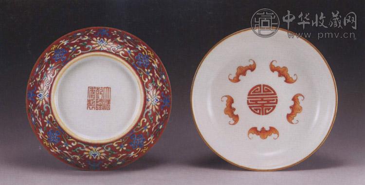 清乾隆 胭脂地粉彩花卉盘(2件)