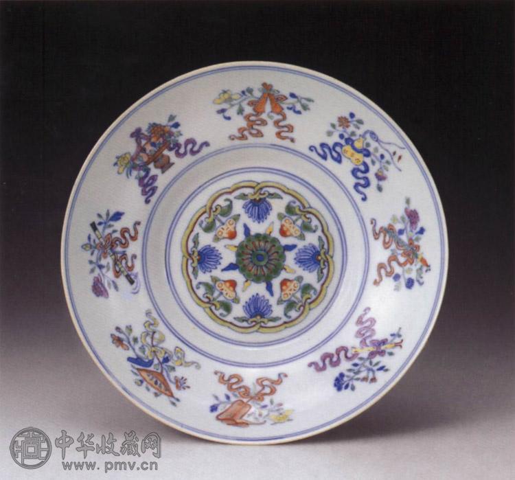 清道光 斗彩花卉暗八仙折腰盘