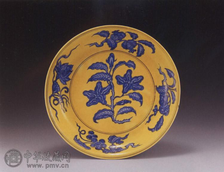 明弘治 黄地青花折枝花果盘