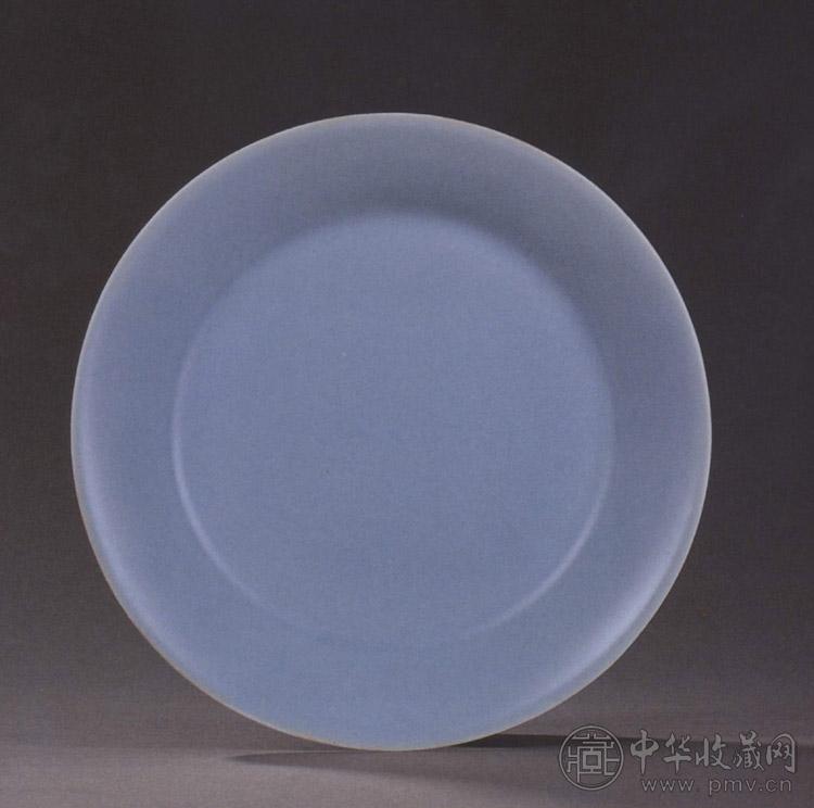 清乾隆 天蓝釉盘