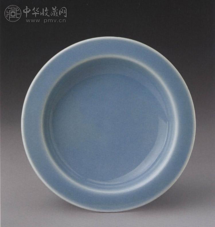 清雍正 天蓝釉盘